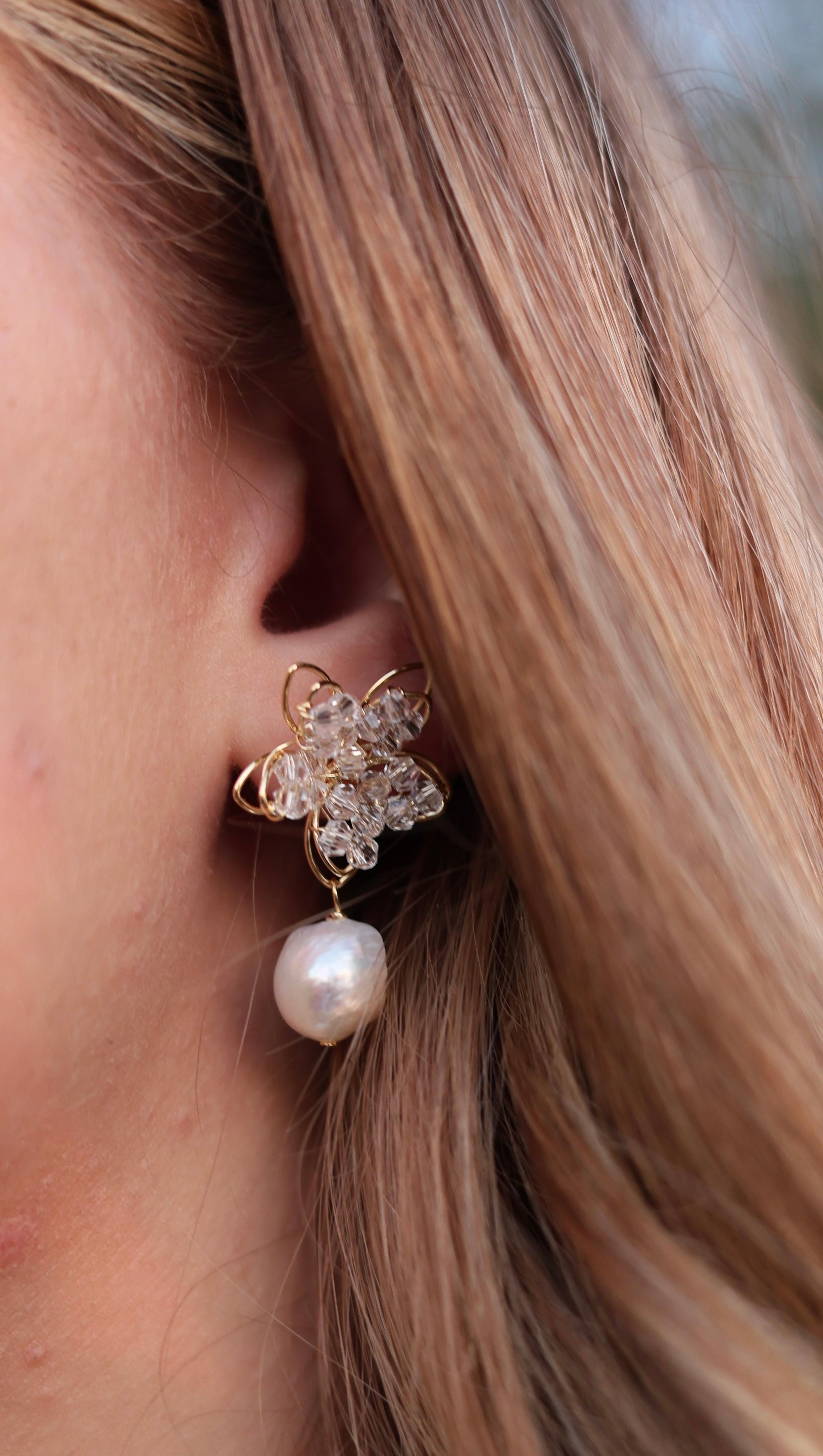 Boucles d'oreilles pendante fleur