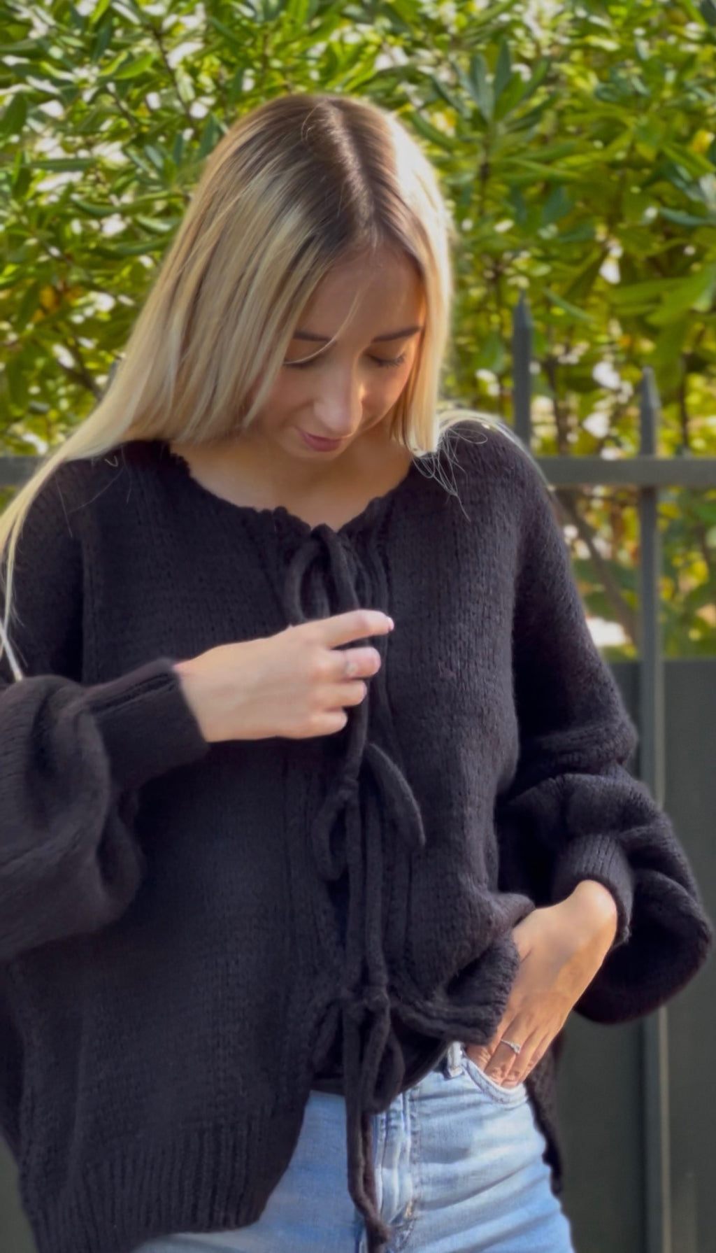 Cardigan à noeuds Laurine noir