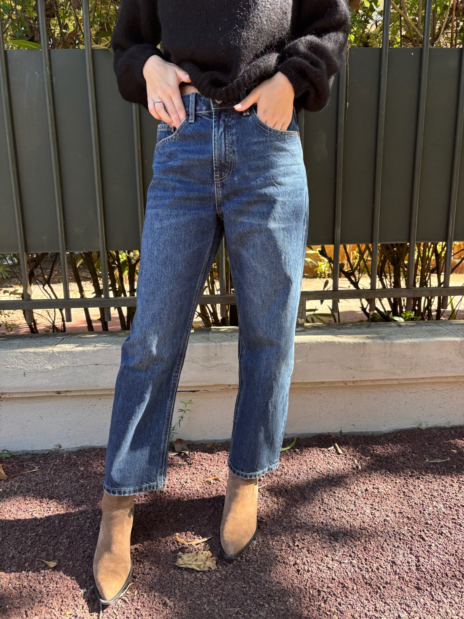 Jean mom fit boyfriend Ben