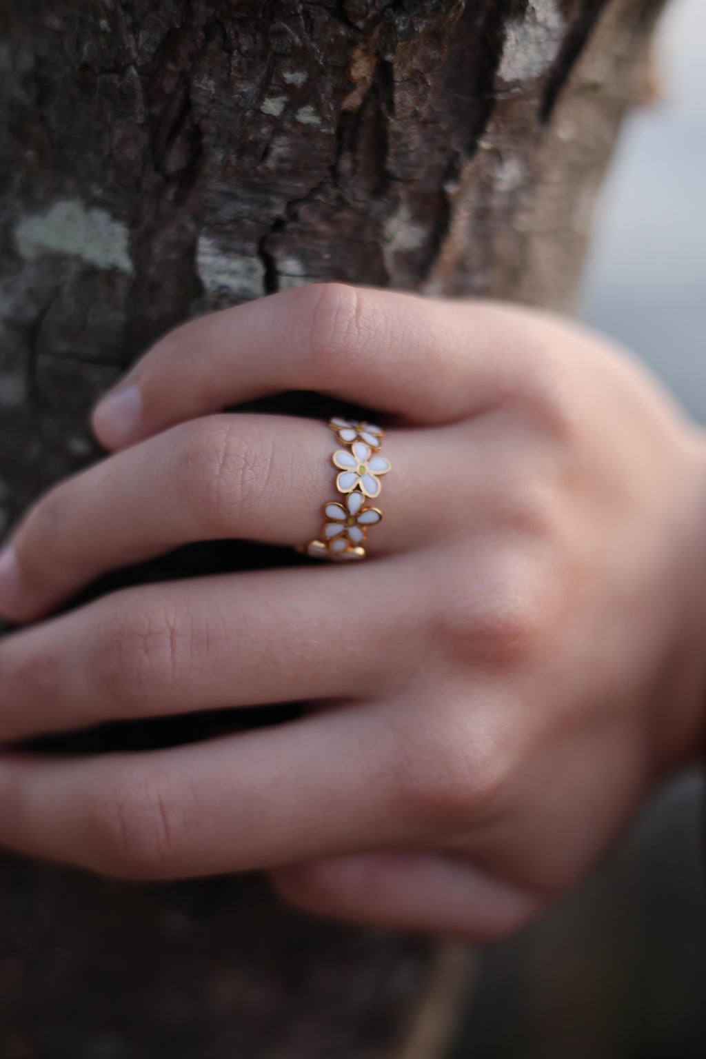 Bague fleur blanche